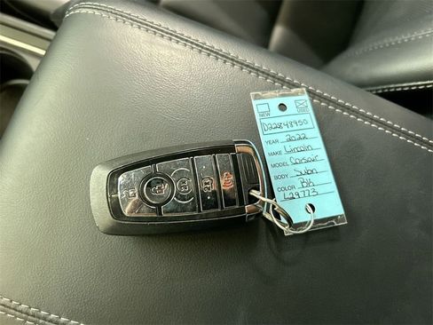 Used 2022 Lincoln Corsair AWD w/ Equipment Group 101A image 12