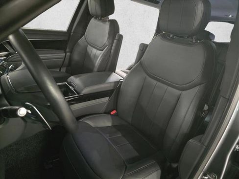 Used 2023 Land Rover Range Rover Long Wheelbase SE AWD/4WD image 16