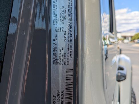 Used 2023 Jeep Gladiator Mojave w/ Trailer Tow Package AWD/4WD image 32