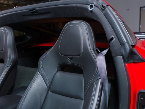 Used 2017 Chevrolet Corvette Grand Sport RWD image 16