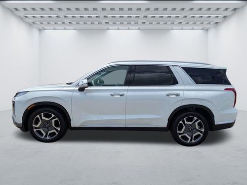 Used 2024 Hyundai Palisade Limited FWD image 7