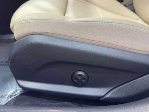 Used 2021 Mercedes-Benz C 300 Sedan image 23