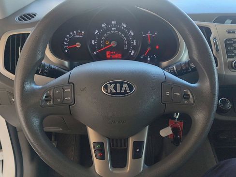 Used 2016 Kia Sportage LX AWD/4WD image 13