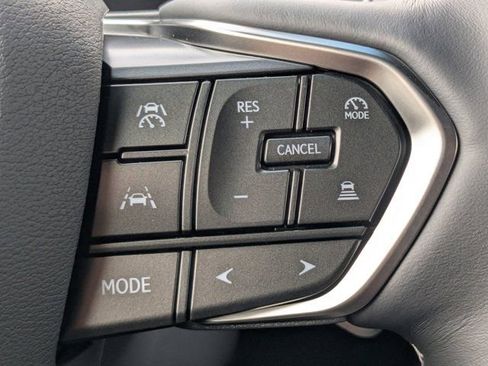 New 2025 Lexus LX 600 4WD w/ Luxury Package image 15