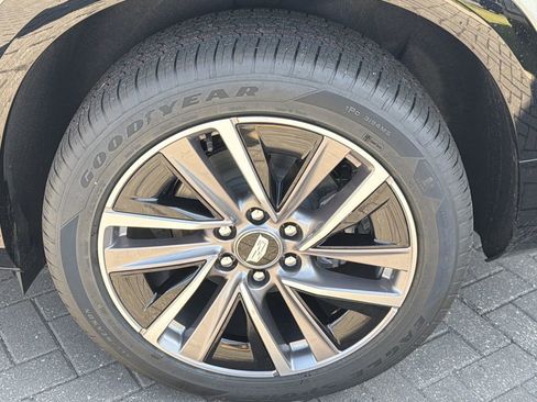 New 2026 Cadillac Vistiq Sport AWD/4WD image 29