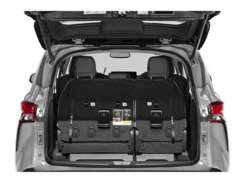 Certified 2024 Toyota Sienna XLE AWD/4WD image 11