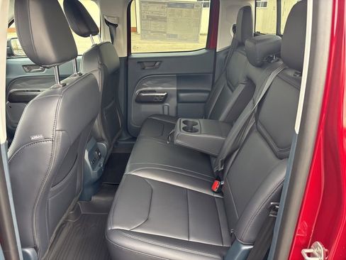 New 2026 Ford Maverick Lariat w/ Black Appearance Package image 28