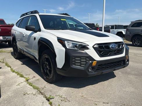 Used 2025 Subaru Outback Wilderness w/ Wilderness Package AWD/4WD image 8