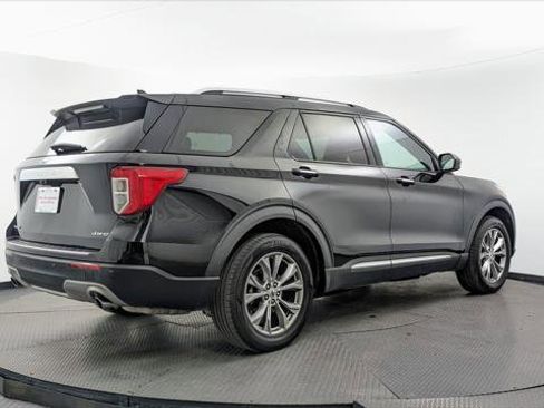 Used 2022 Ford Explorer Limited AWD/4WD image 8
