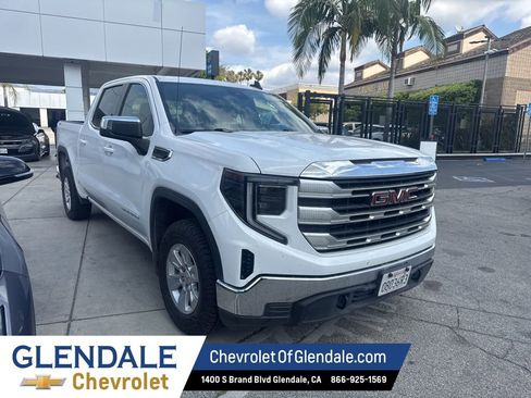 Used 2024 GMC Sierra 1500 SLE image 9