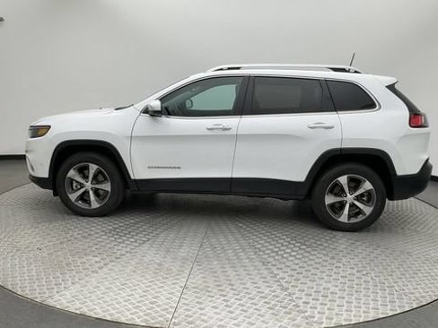Used 2019 Jeep Cherokee Limited w/ Luxury Group AWD/4WD image 5