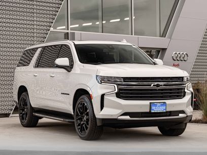 Used 2022 Chevrolet Suburban LT w/ LT Signature Package