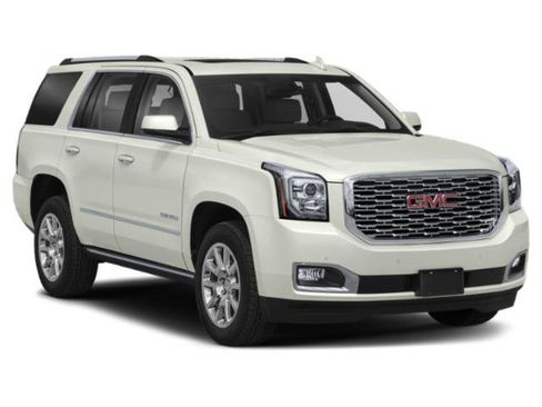 Used 2019 GMC Yukon Denali w/ Denali Ultimate Package AWD/4WD image 9