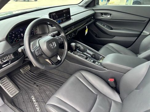 Certified 2025 Honda Accord Sport image 11