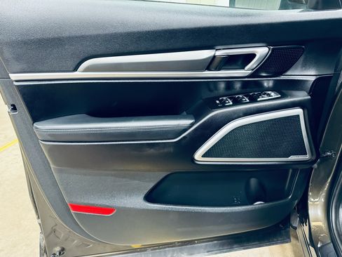 Used 2020 Kia Telluride S image 29