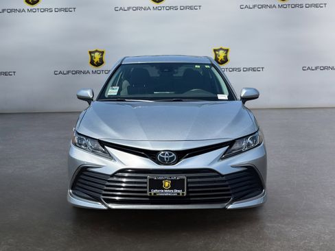 Used 2021 Toyota Camry LE FWD image 8