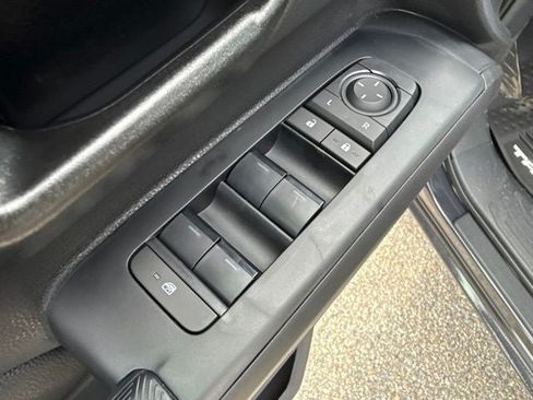Used 2026 Toyota Tacoma SR5 AWD/4WD image 19