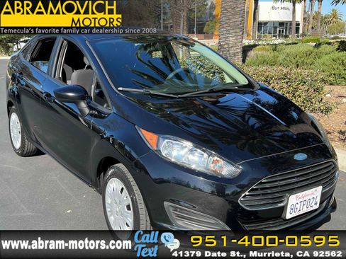 Used 2018 Ford Fiesta S image 1