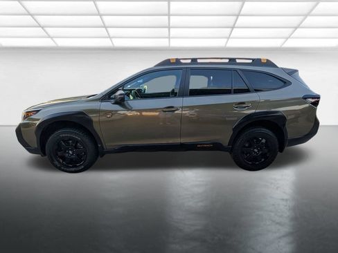 Used 2022 Subaru Outback Wilderness w/ Wilderness Package AWD/4WD image 27