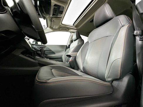 Used 2025 Subaru Crosstrek 2.5i Limited w/ Popular Package #4A image 16