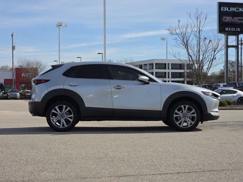 Used 2020 MAZDA CX-30 FWD w/ Preferred Package image 8