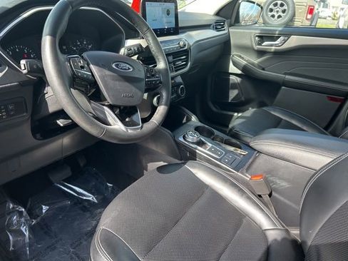 Used 2022 Ford Escape SEL image 14