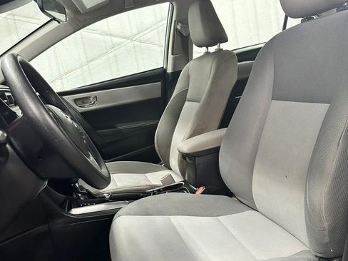 Used 2019 Toyota Corolla LE image 17