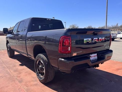 New 2026 RAM 2500 Laramie AWD/4WD image 8