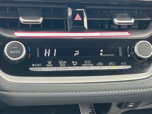 Certified 2024 Toyota Corolla XSE image 24