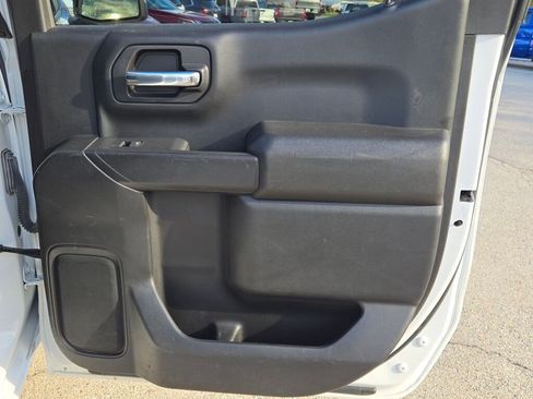Used 2021 Chevrolet Silverado 1500 LT image 10
