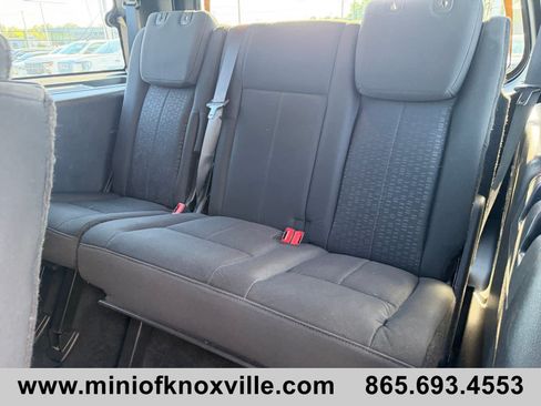 Used 2017 Ford Expedition XLT RWD image 17