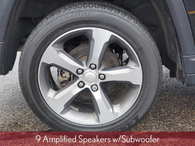 Used 2023 Jeep Grand Cherokee Limited AWD/4WD image 6