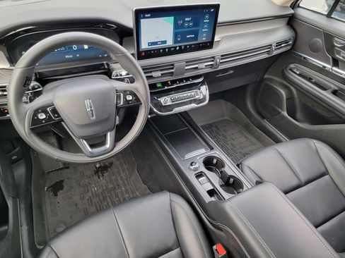 Certified 2024 Lincoln Corsair AWD w/ Equipment Group 101A image 37