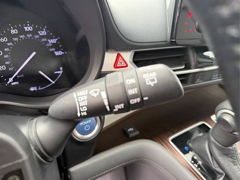 Used 2021 Toyota Sienna XLE AWD/4WD image 49