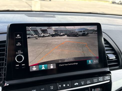 Used 2025 Honda Odyssey Sport-L image 25