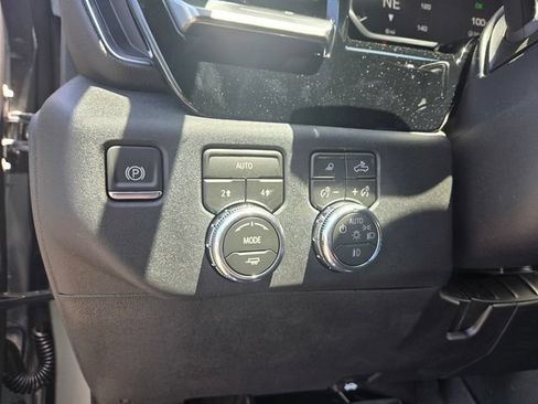 New 2026 GMC Sierra 1500 Elevation w/ Elevation Premium Package AWD/4WD image 11