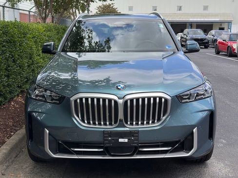 Used 2025 BMW X5 xDrive40i w/ Premium Package AWD/4WD image 12