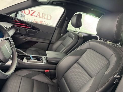 Certified 2025 Lincoln Nautilus Reserve w/ Jet Appearance Package image 11