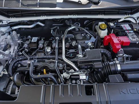 Used 2025 Nissan Kicks SV FWD image 24