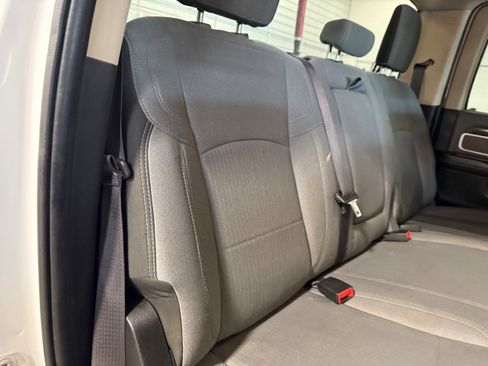 Certified 2019 RAM 2500 Big Horn AWD/4WD image 17