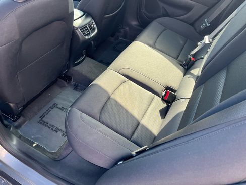 Used 2024 Chevrolet Malibu LT image 13