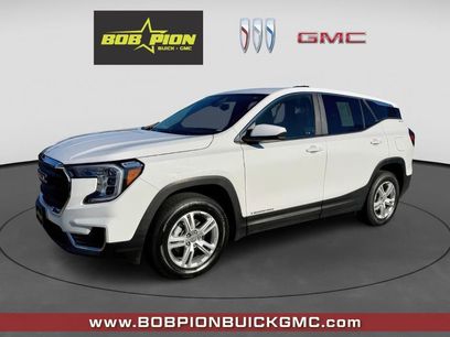 Used 2024 GMC Terrain SLE