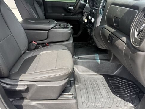 Used 2022 GMC Sierra 3500 Pro w/ Convenience Package AWD/4WD image 16