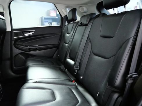 Used 2017 Ford Edge Titanium w/ Equipment Group 301A AWD/4WD image 14