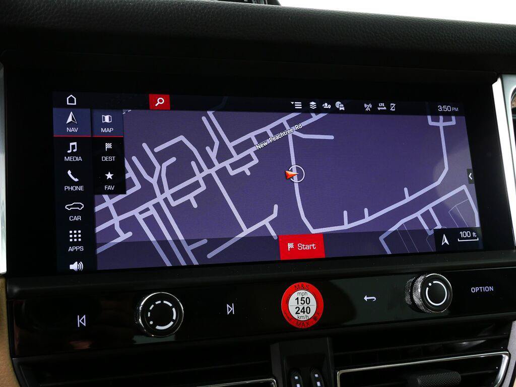 Certified 2026 Porsche Macan AWD/4WD image 14