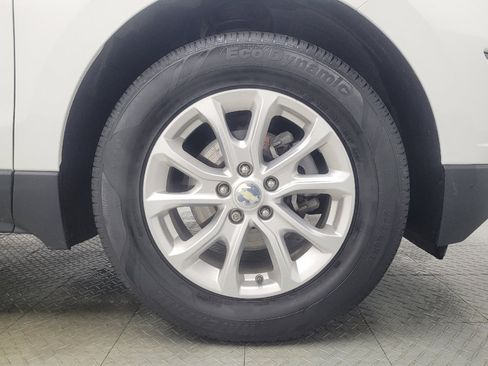 Used 2019 Chevrolet Equinox LT w/ Driver Convenience Package image 31