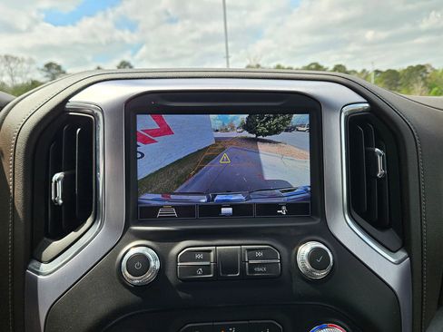 Used 2020 GMC Sierra 1500 SLT w/ SLT Premium Plus Package image 32