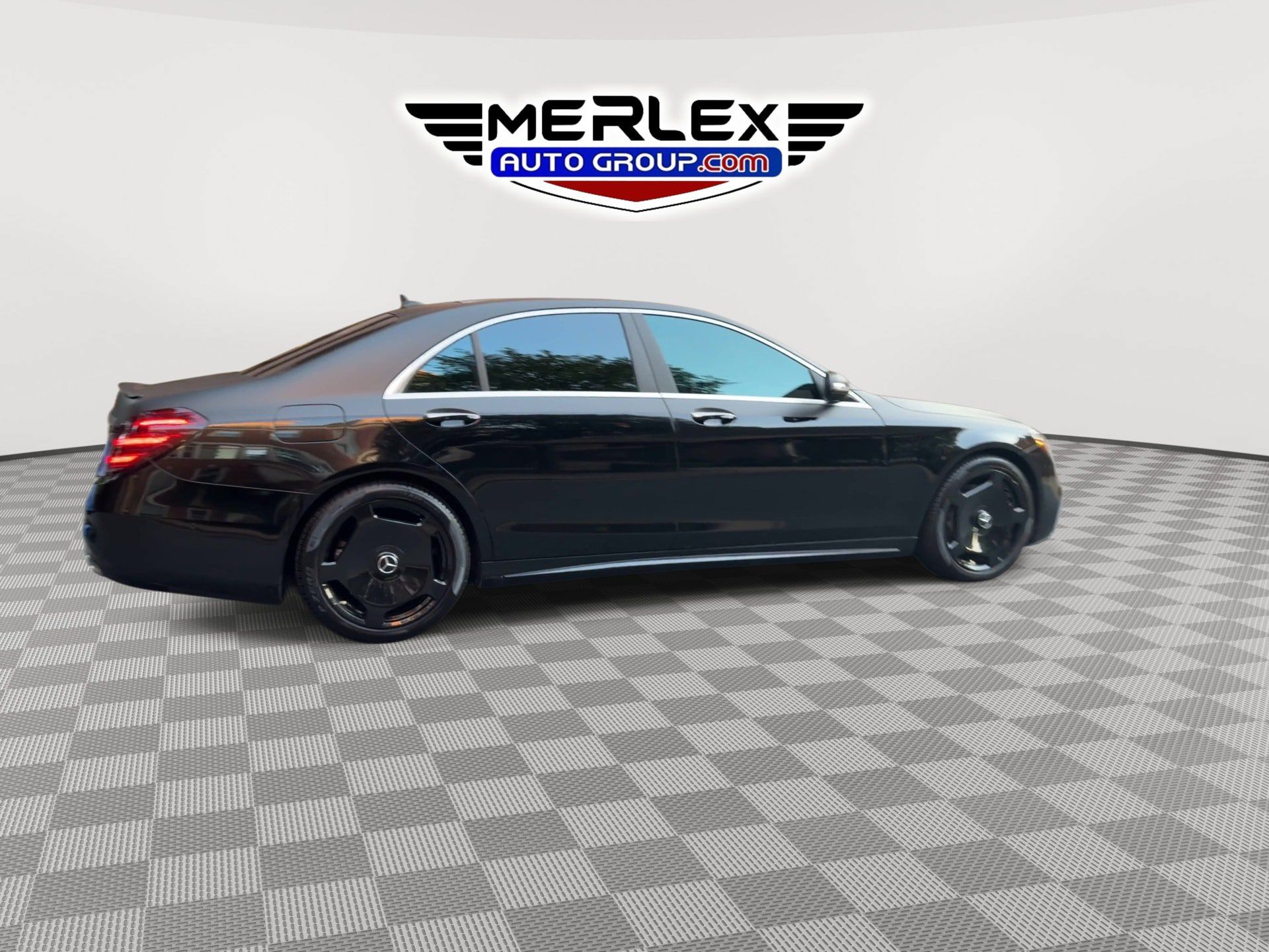 Used 2019 Mercedes-Benz S 560 Sedan image 8