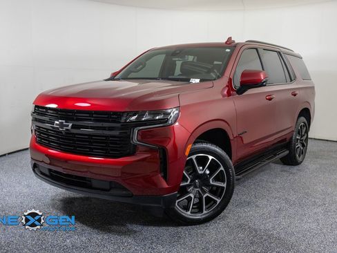 Used 2022 Chevrolet Tahoe RST w/ Luxury Package AWD/4WD image 3