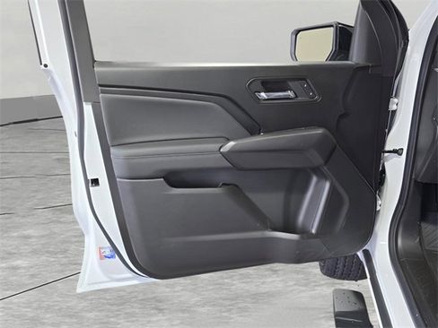 New 2025 GMC Canyon Elevation w/ Convenience Package image 11